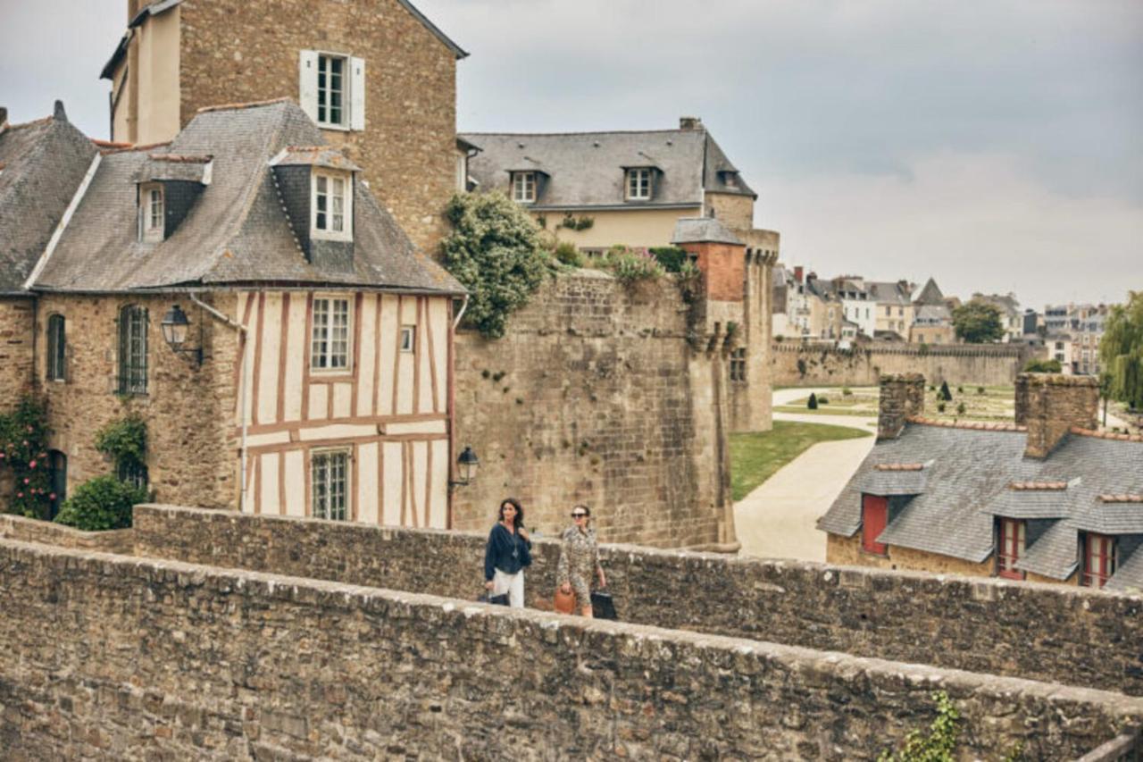 Charmant Studio Residence Avec Terrasse Jardin Au Centre De Vannes Dış mekan fotoğraf